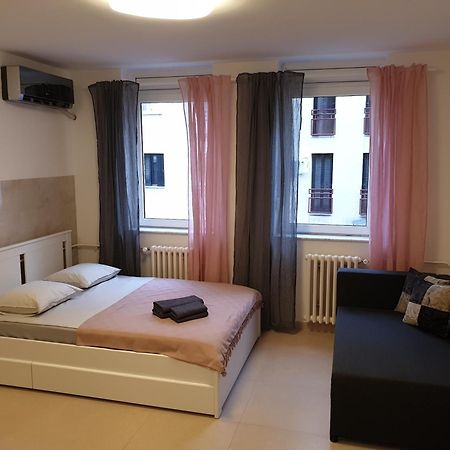 Ferienwohnung Podbara Center Novi Sad Exterior foto